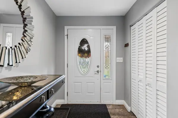 4 Meikle DR, Augusta, ON K0E 1P0