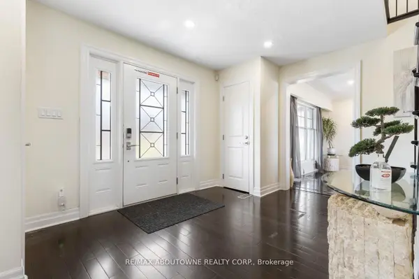 1073 North Service RD, Hamilton, ON L8E 5E1