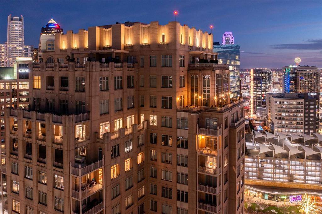 2525 N Pearl Street #1801, Dallas, TX 75201