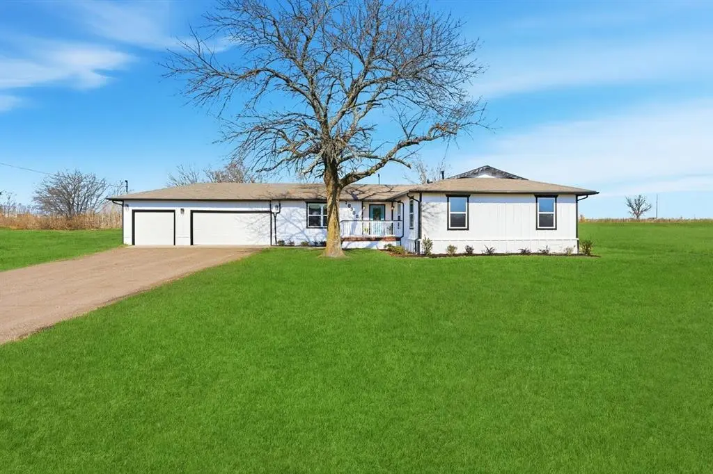 18988 Horseshoe Drive, Nevada, TX 75173