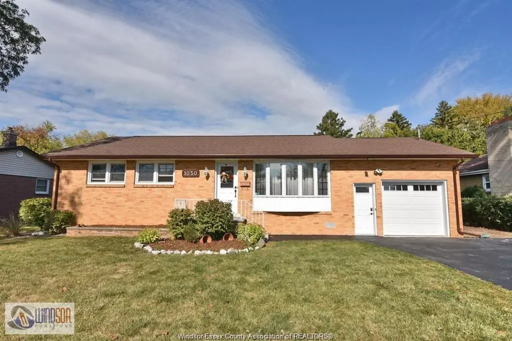 1050 SCOFIELD Avenue, Windsor, ON N9G 1L7