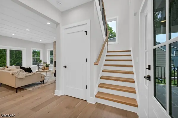 176 Harrow Rd, Westfield Town, NJ 07090