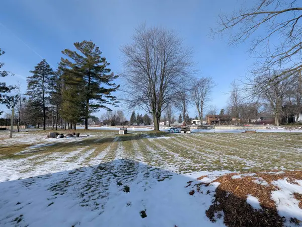 534 S Main ST, Au Gres Twp, MI 48703