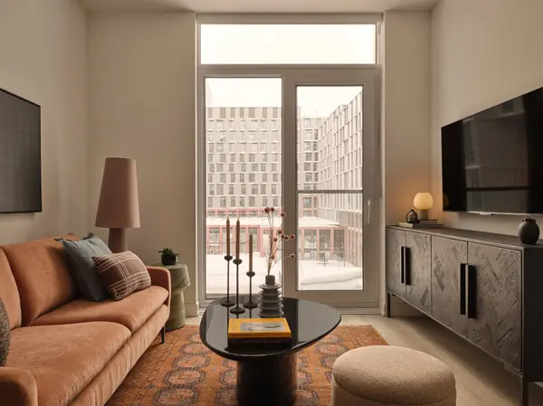 65 Trinity ST #307, Toronto C08, ON M5A 0Y1