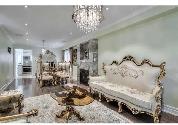 8 Driftwood CT #Main, Richmond Hill, ON L4E 3K8