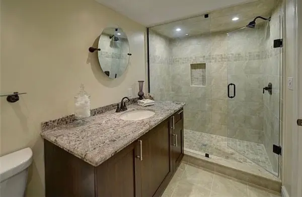 643 Gayne BLVD #Basement, Burlington, ON L7T 3W1