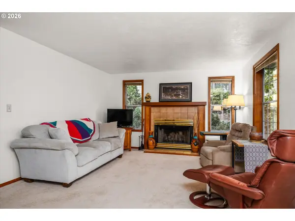 2673 GARFIELD ST, Eugene, OR 97405