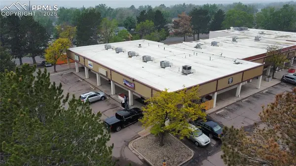 2513 Airport RD, Colorado Springs, CO 80910