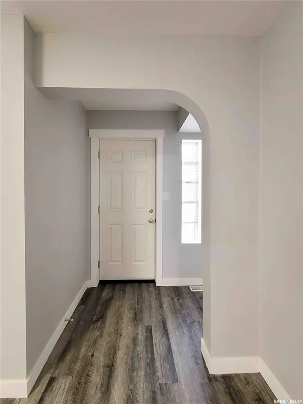 104 2nd AVENUE W, Elrose, SK S0L 0Z0