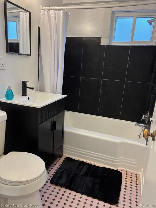 1506 Pettibone AVE, Flint, MI 48507