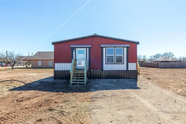 420 Haynes Street, Merkel, TX 79536