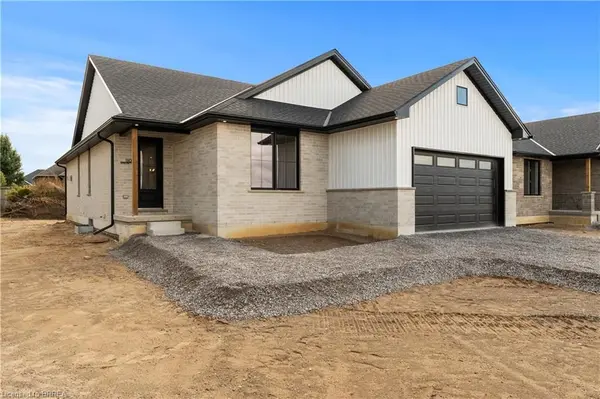 111 Judd DR, Norfolk, ON N3Y 4Y8