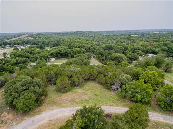 6209 Maine Trail, Granbury, TX 76048