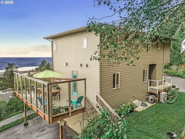 Yachats, OR 97498,121 GREENHILL DR