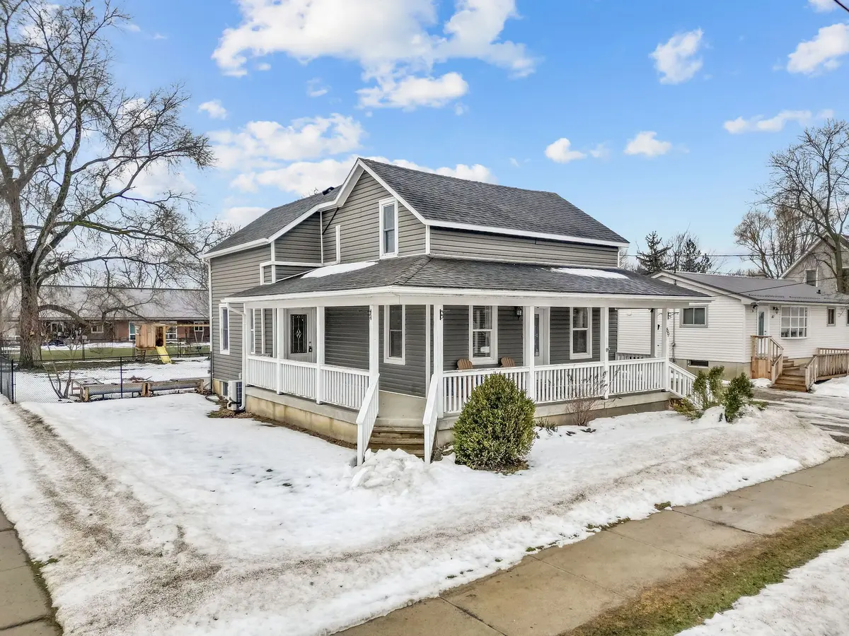 89 Ontario ST, Lambton Shores, ON N0M 2N0