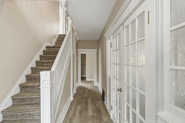 184 Queenston ST, St. Catharines, ON L2R 2Z7