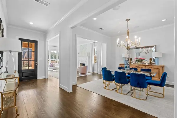 Dallas, TX 75214,7137 Meadow Lake Avenue