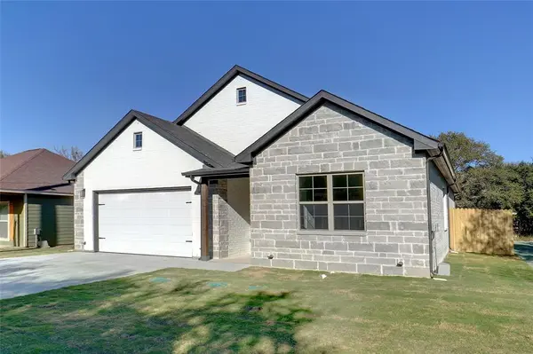 4913 Wichita Street, Granbury, TX 76048