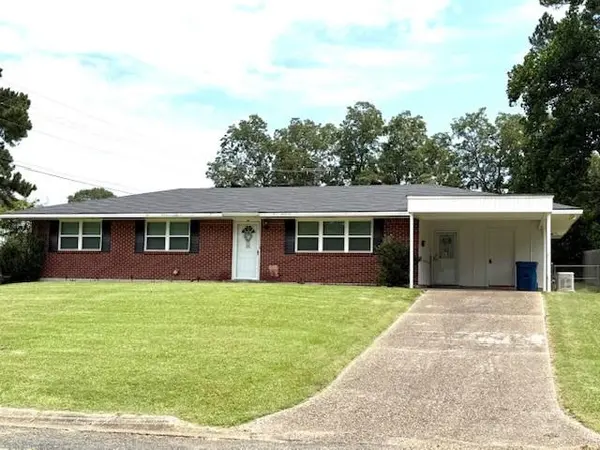 104 Oak Street, Homer, LA 71040