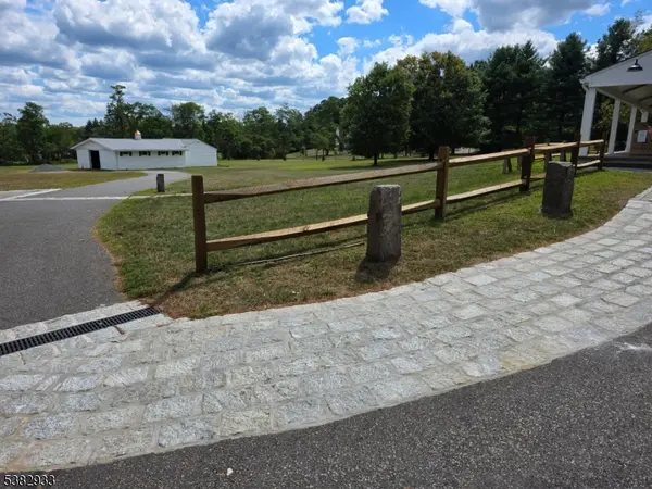 60 Perryville Rd, Union Twp., NJ 08867