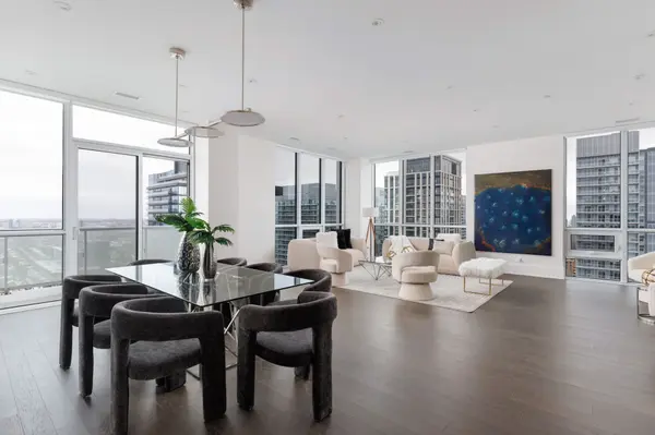 101 Erskine AVE #GPH6, Toronto C10, ON M4P 0C5