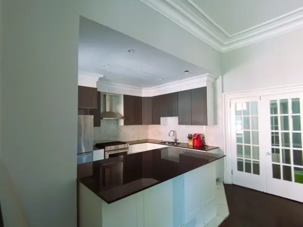 460 Wilbrod ST, Lower Town - Sandy Hill, ON K1N 6M8