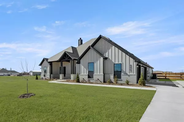 Dish, TX 76247,4867 Prairie Sky Lane