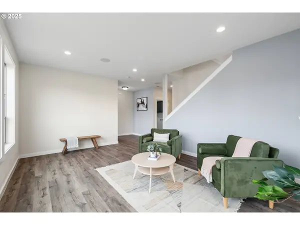 112 SOUTHSHORE AVE, The Dalles, OR 97058