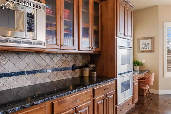 2798 Hawk Point CT, Castle Rock, CO 80104