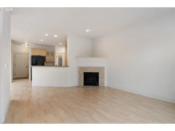 1184 SE ALIKA AVE, Hillsboro, OR 97123