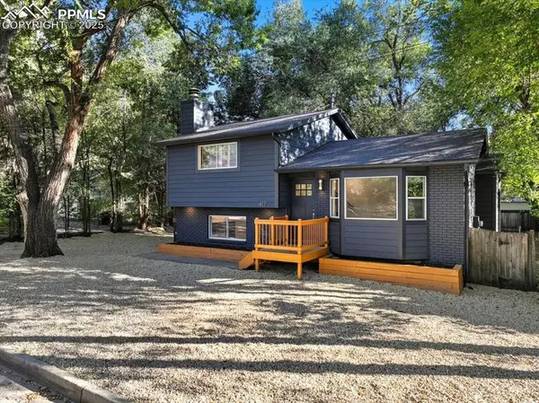 417 W Harrison ST, Colorado Springs, CO 80907