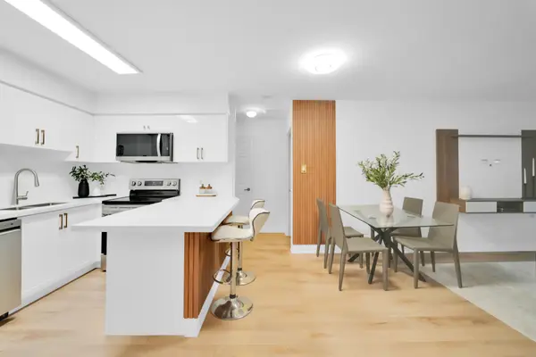 260 Doris AVE #811, Toronto C14, ON M2N 6X9