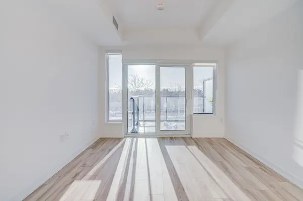 7439 Kingston RD #206, Toronto E11, ON M1B 5S3