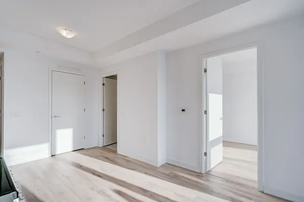 7439 Kingston RD #206, Toronto E11, ON M1B 5S3