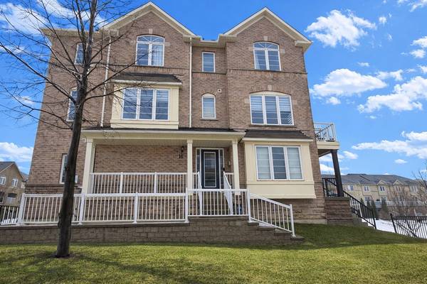 16 Lawrencetown ST, Ajax, ON L1S 0B8