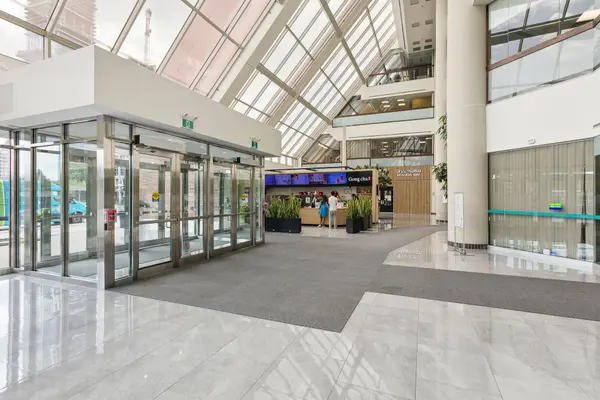 50 Burnhamthorpe RD W #202, Mississauga, ON L5B 3C3