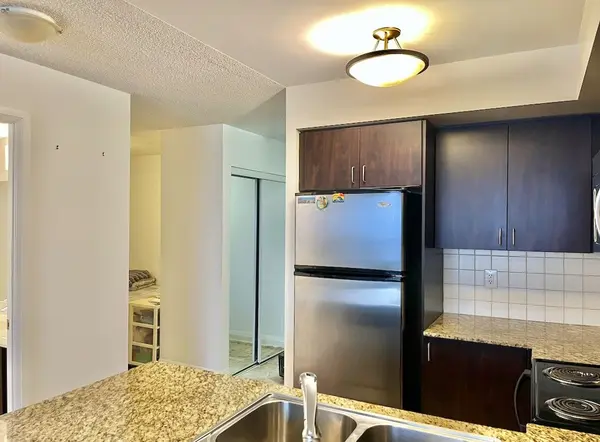 55 De Boers DR #408, Toronto W05, ON M3J 0G5