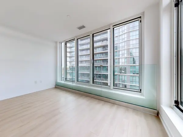 1195 The Queensway N/A #614, Toronto W08, ON M8Z 0H1