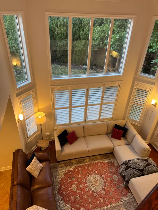 3279 Raspberry Bush TRL, Oakville, ON L6L 6V6