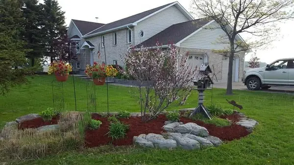 77242 London RD, Huron East, ON N0M 1L0