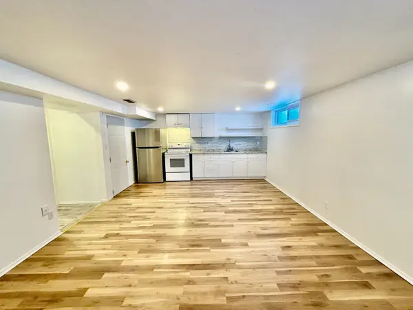 2175 Martha AVE #B, Elmvale Acres And Area, ON K1G 1K6