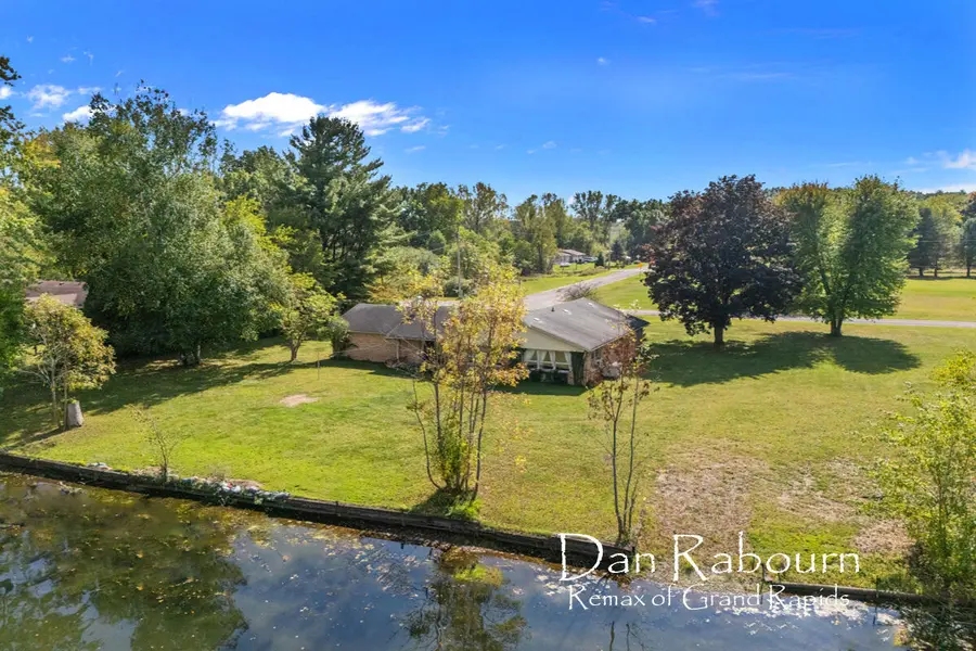 3261 River LN, Hastings Twp, MI 49058