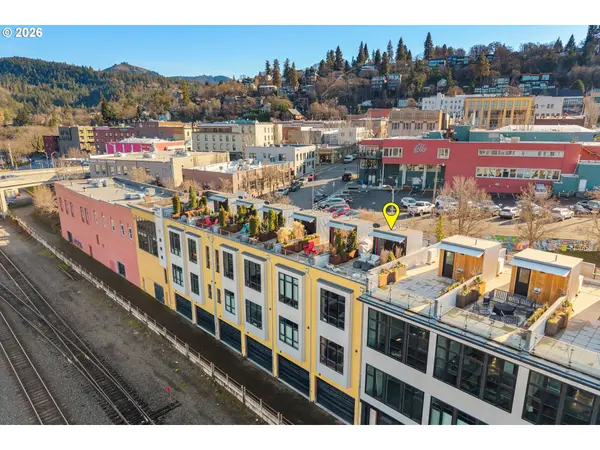 314 COLUMBIA ST, Hood River, OR 97031