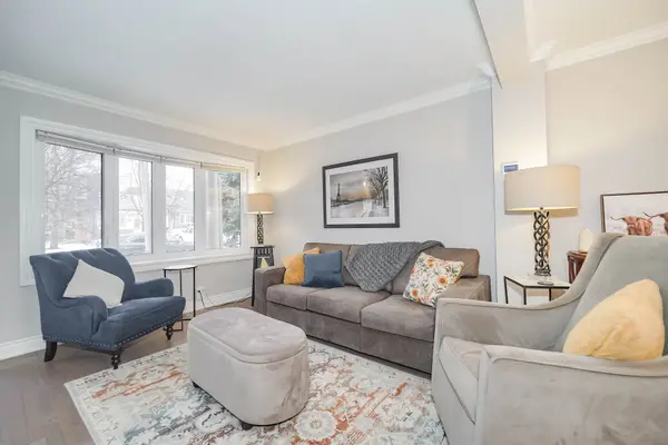 892 Sixth ST, Mississauga, ON L5E 1N6