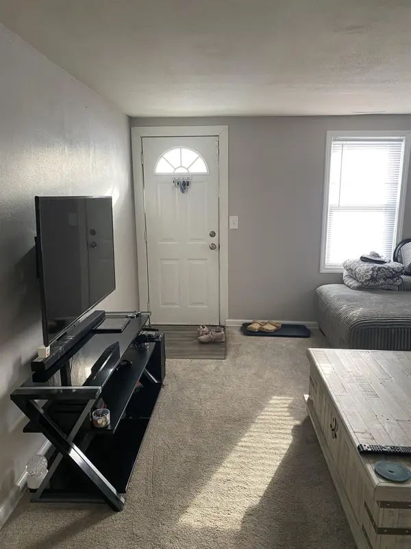 2163 E Mclean AVE, Burton, MI 48529