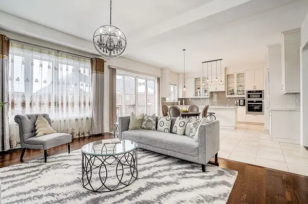 17 Horse Rake RD, Vaughan, ON L6A 4X5