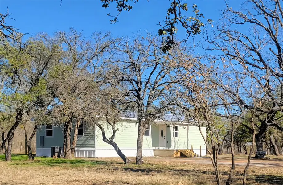 509 County Road 143, Bangs, TX 76823