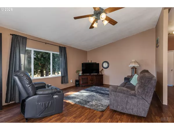 Rainier, OR 97048,76654 HEATH RD