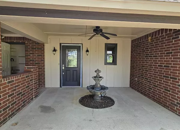 Chandler, TX 75758,5731 N Cape Drive