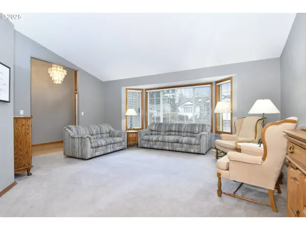 4396 SE 1ST TER, Gresham, OR 97080